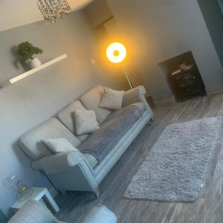 2 Bedroom House Belfast City ภายนอก รูปภาพ
