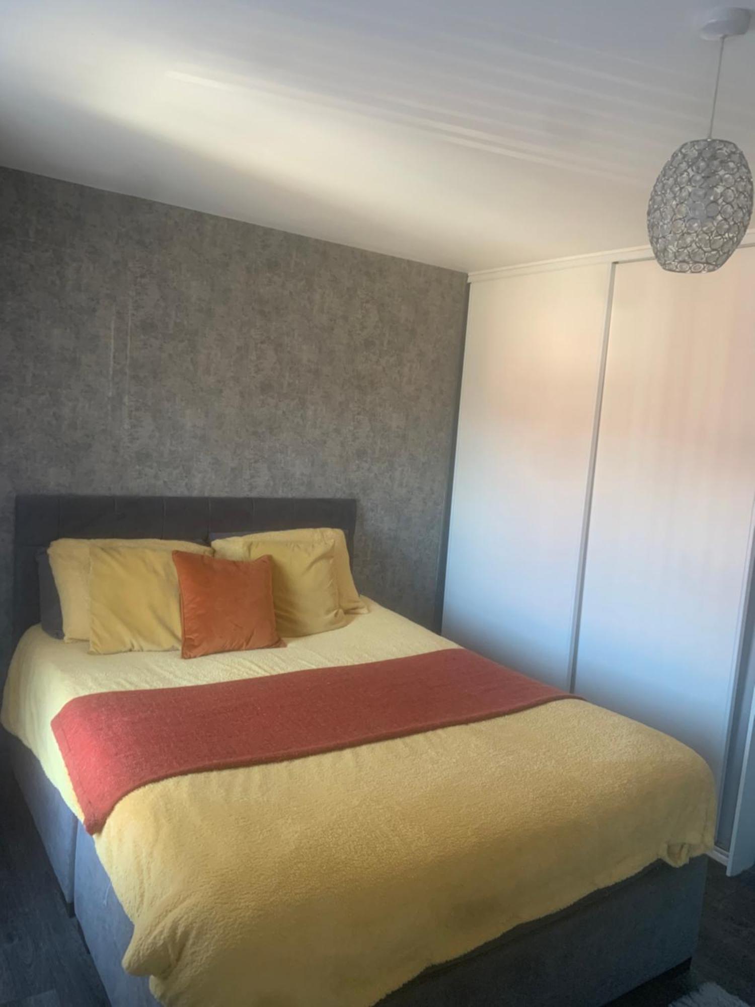 2 Bedroom House Belfast City ภายนอก รูปภาพ