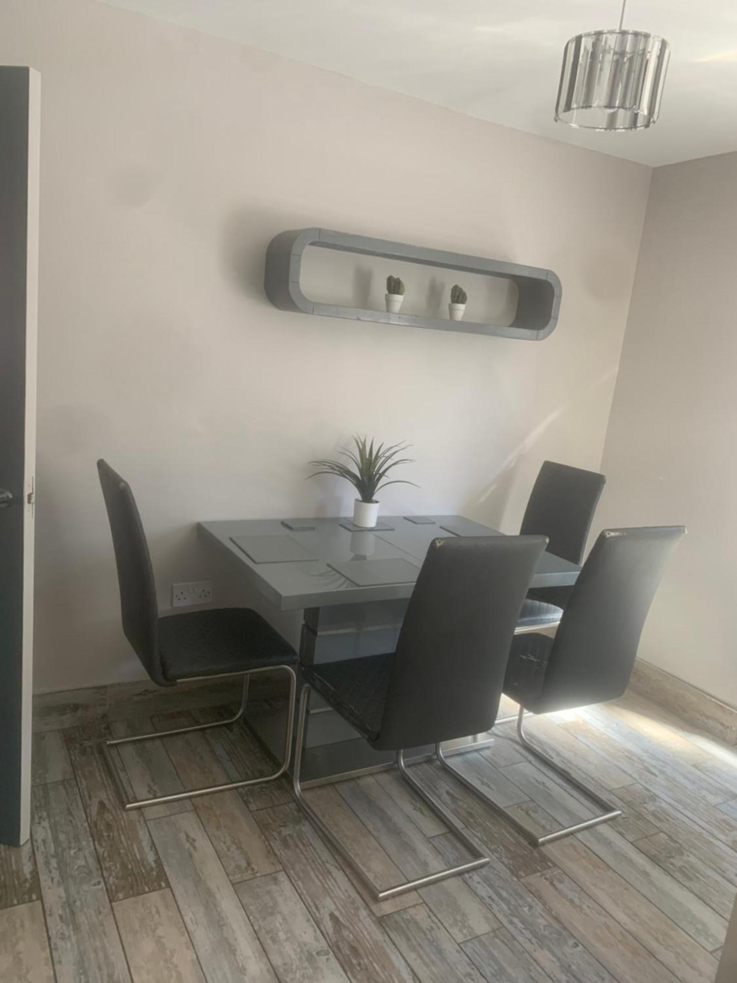 2 Bedroom House Belfast City ภายนอก รูปภาพ