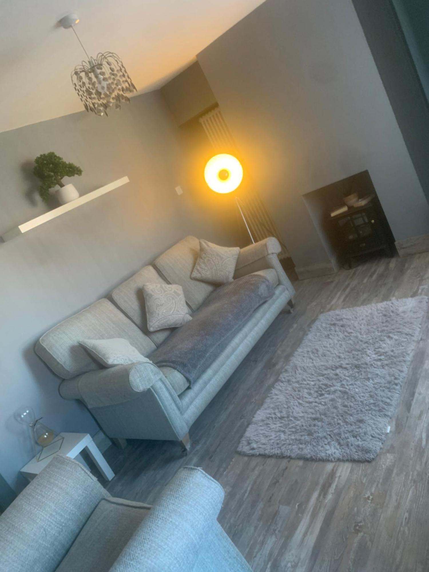 2 Bedroom House Belfast City ภายนอก รูปภาพ